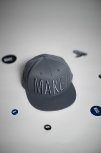 MAKE/ Monochromatic Fitted Cap